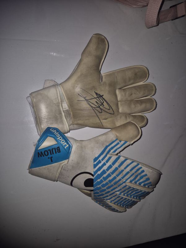 Handschoenen van Feyenoord keeper Justin Bijlow